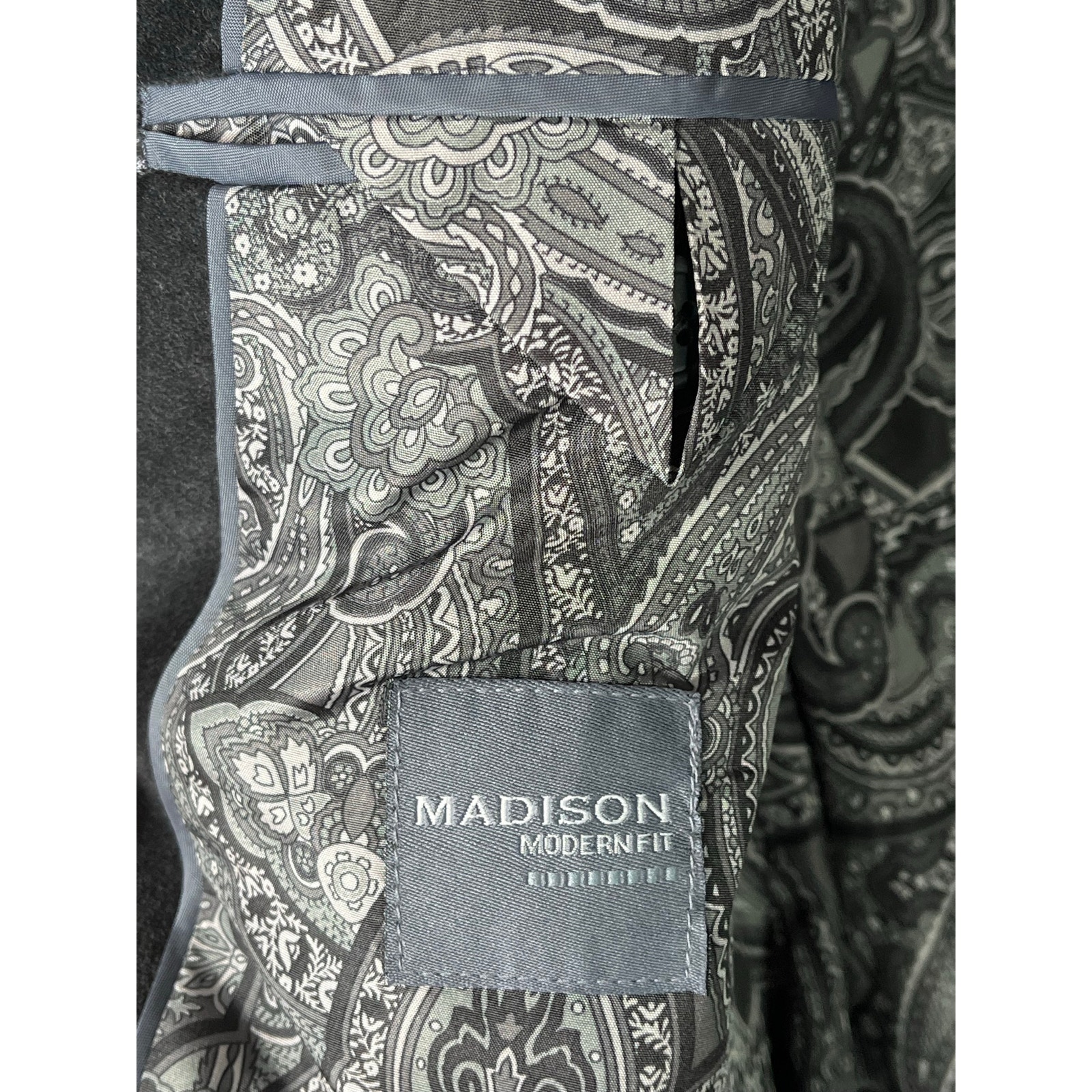 Madison Modern Fit Single Breasted Velvet Blazer, Grey, Size 44r, Nwt — image 3 of 7